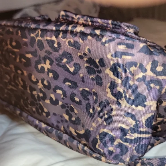Travelon bag purple leopard print. 9.5x14x5.5" - Picture 5 of 11